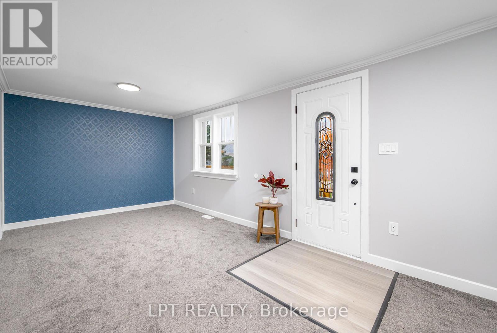 46 Young Street, Hastings Highlands (Monteagle Ward), Ontario  K0L 2S0 - Photo 3 - X12852504