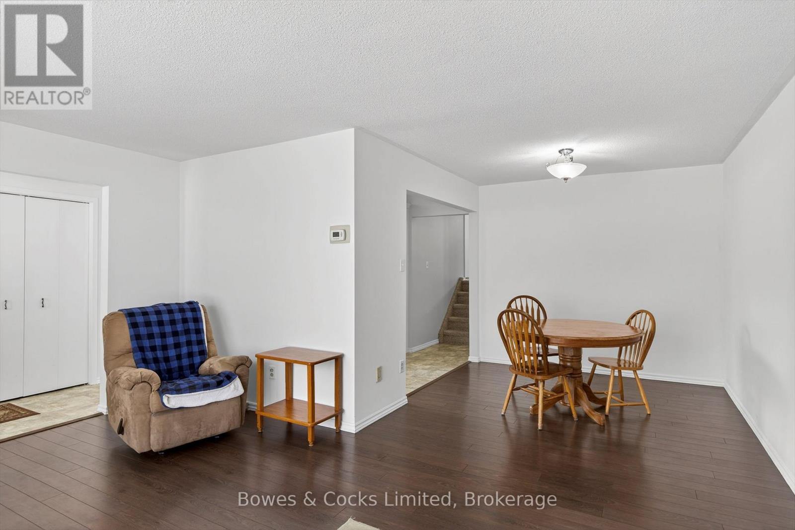 13 Mohawk Drive, Kawartha Lakes (Lindsay), Ontario  K9V 0J1 - Photo 10 - X12853566