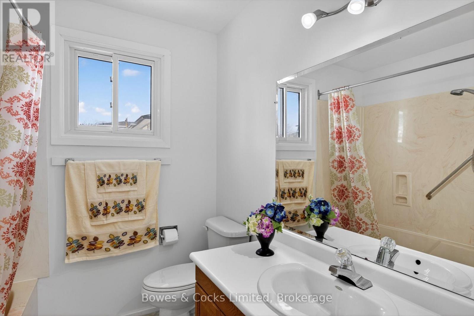 13 Mohawk Drive, Kawartha Lakes (Lindsay), Ontario  K9V 0J1 - Photo 23 - X12853566