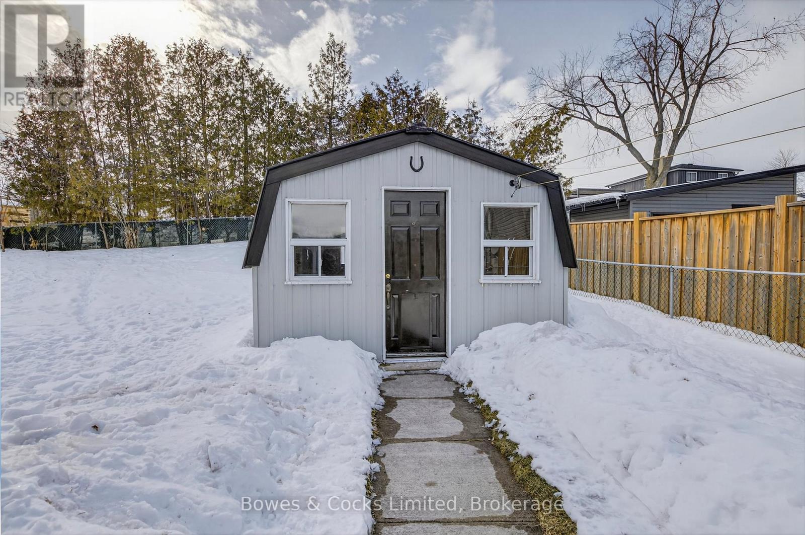 13 Mohawk Drive, Kawartha Lakes (Lindsay), Ontario  K9V 0J1 - Photo 41 - X12853566