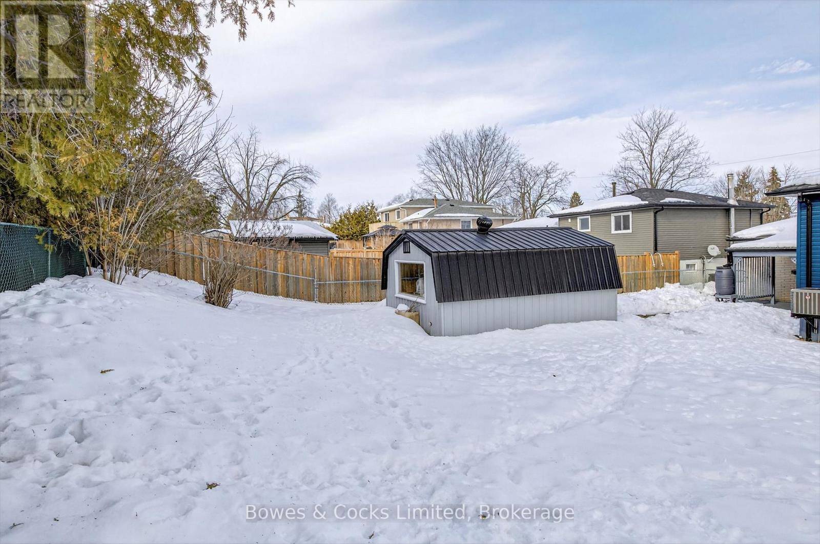 13 Mohawk Drive, Kawartha Lakes (Lindsay), Ontario  K9V 0J1 - Photo 43 - X12853566