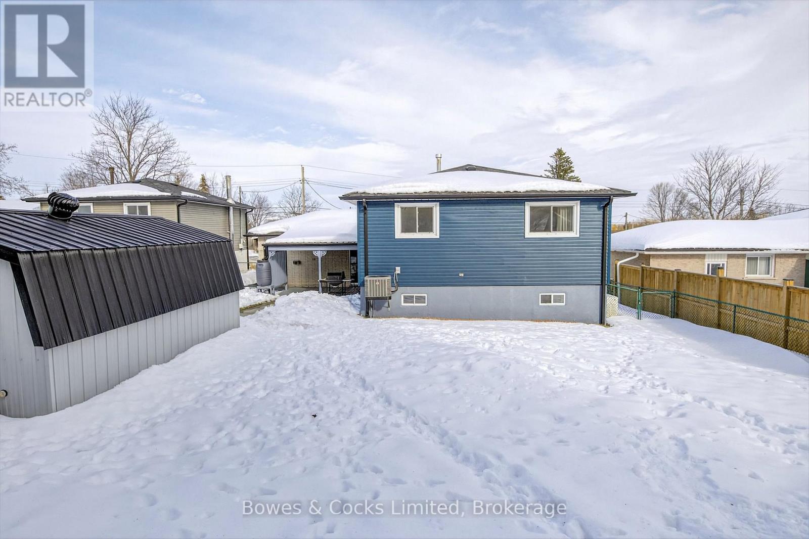 13 Mohawk Drive, Kawartha Lakes (Lindsay), Ontario  K9V 0J1 - Photo 44 - X12853566