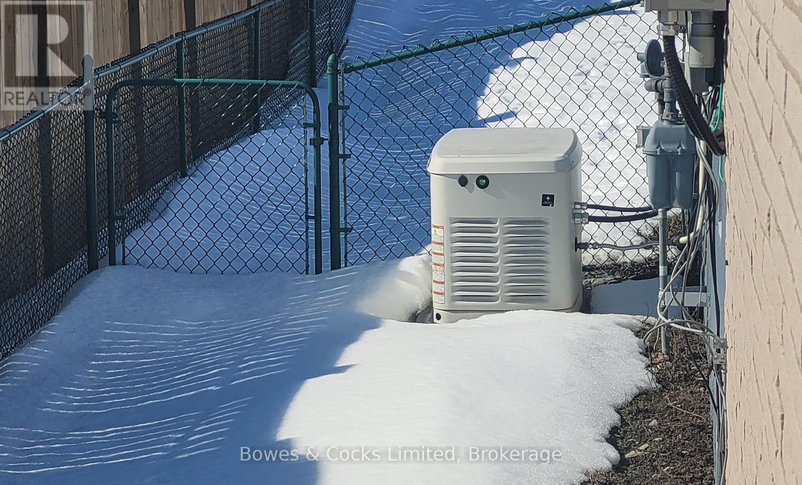 13 Mohawk Drive, Kawartha Lakes (Lindsay), Ontario  K9V 0J1 - Photo 50 - X12853566