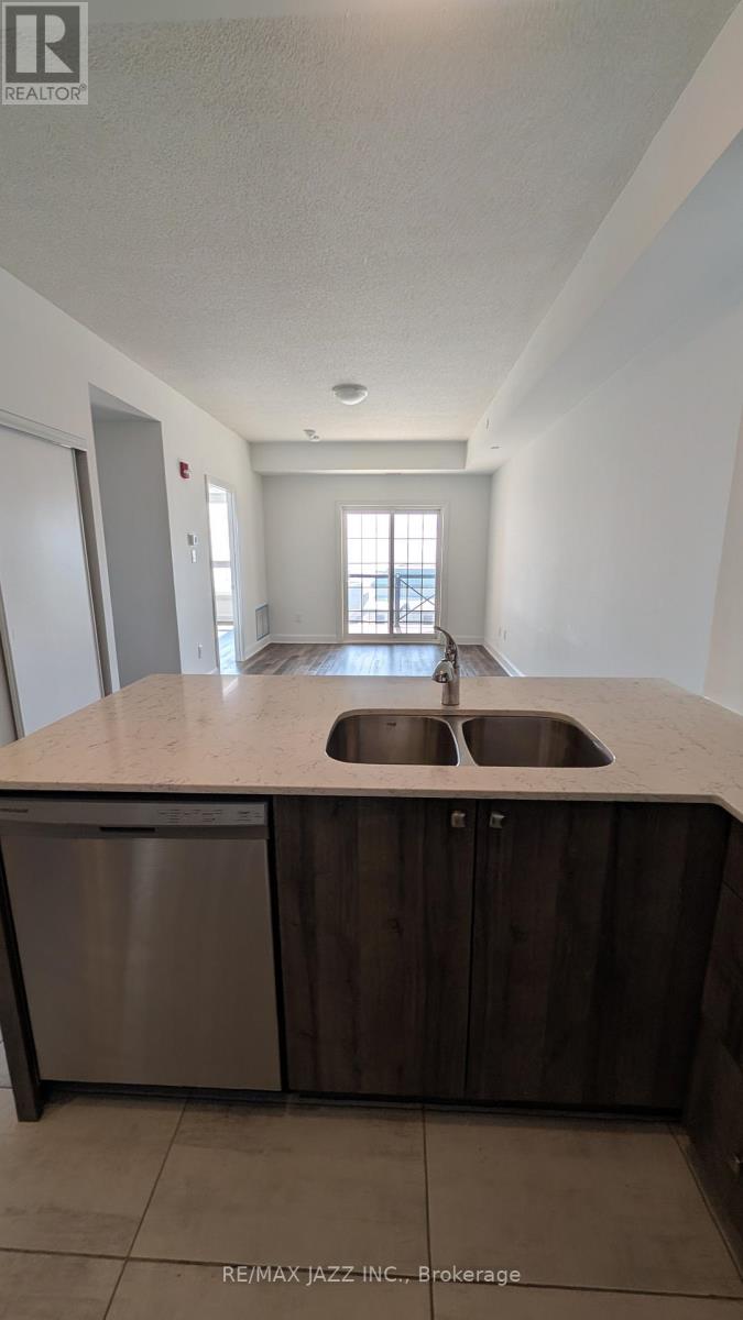 414 - 50 Lakebreeze Drive, Clarington (Newcastle), Ontario  L1B 0V9 - Photo 4 - E12854152