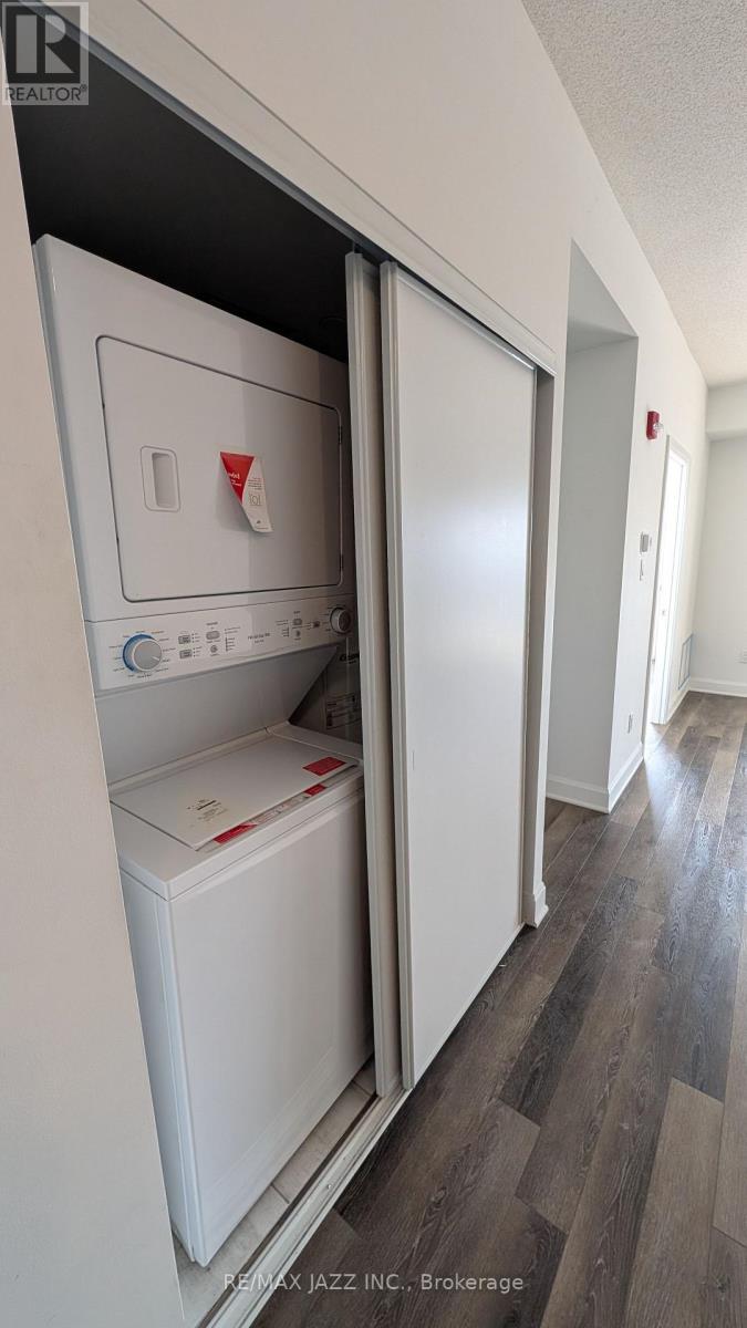 414 - 50 Lakebreeze Drive, Clarington (Newcastle), Ontario  L1B 0V9 - Photo 6 - E12854152