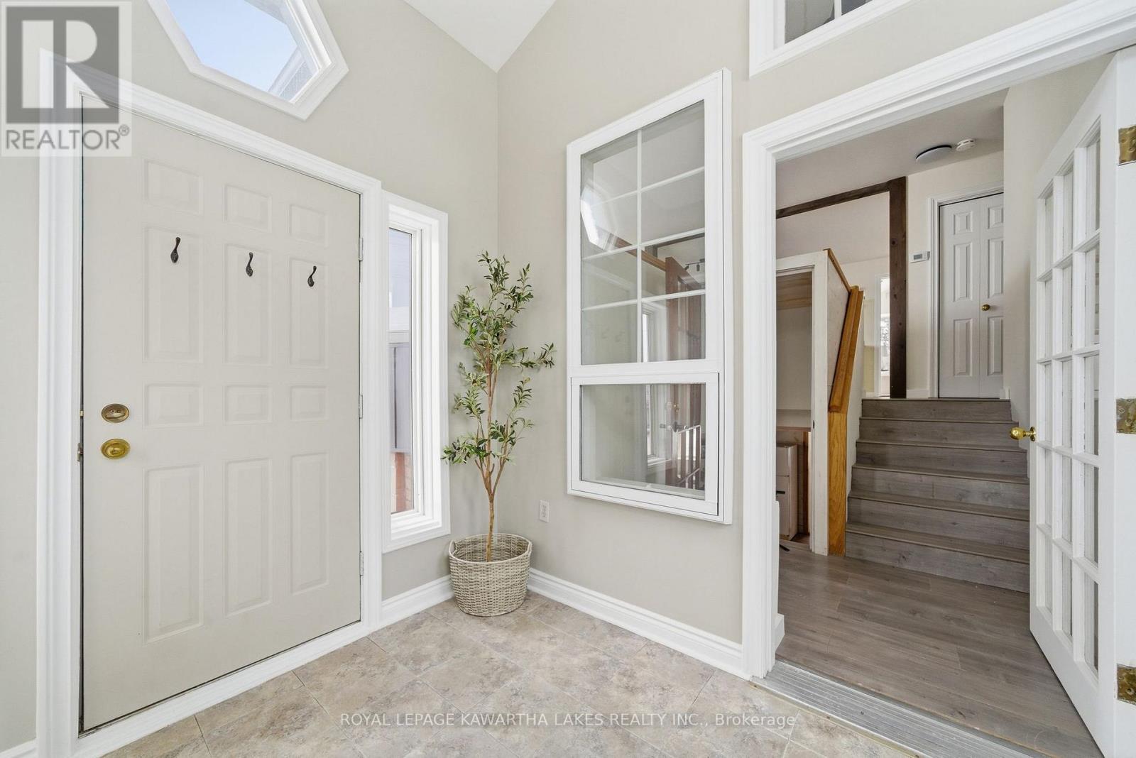 77 County Rd 36, Kawartha Lakes (Ops), Ontario  K9V 4R4 - Photo 11 - X12853898