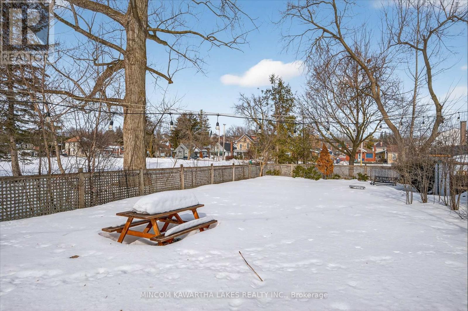 668 Brown Street, Peterborough (Otonabee Ward 1), Ontario  K9J 4K5 - Photo 33 - X12854076