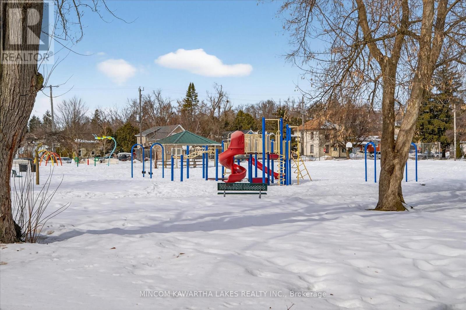 668 Brown Street, Peterborough (Otonabee Ward 1), Ontario  K9J 4K5 - Photo 40 - X12854076
