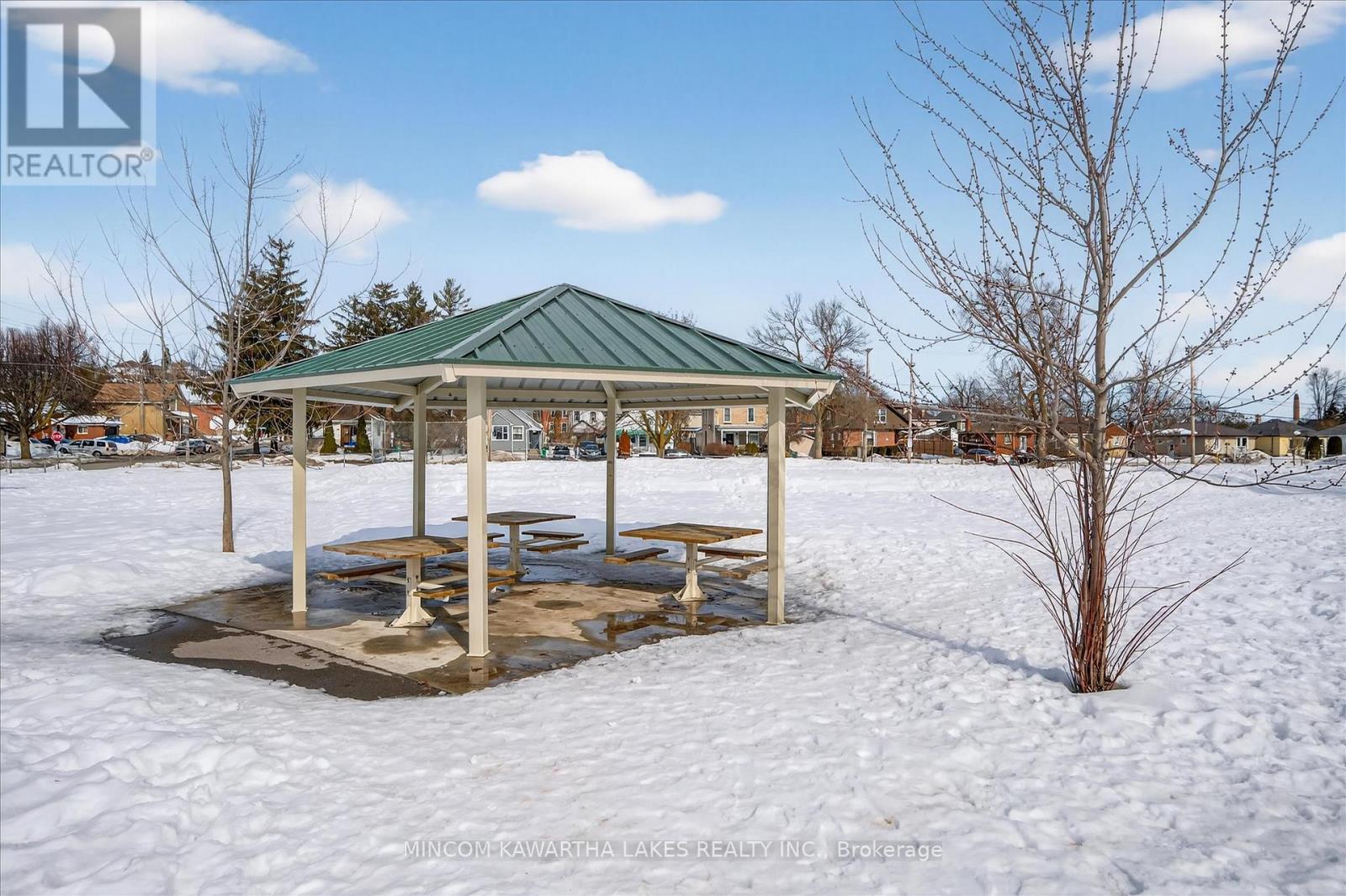 668 Brown Street, Peterborough (Otonabee Ward 1), Ontario  K9J 4K5 - Photo 43 - X12854076