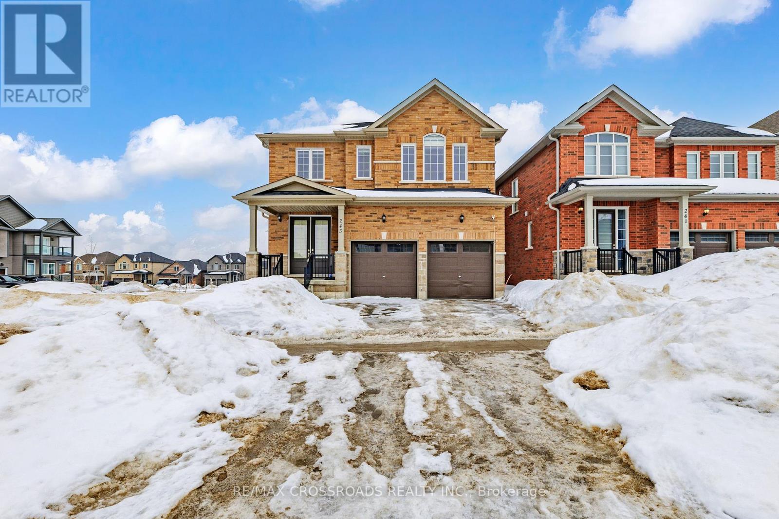 243 O'neil Street, Peterborough (Monaghan Ward 2), Ontario  K9K 0H8 - Photo 2 - X12854008