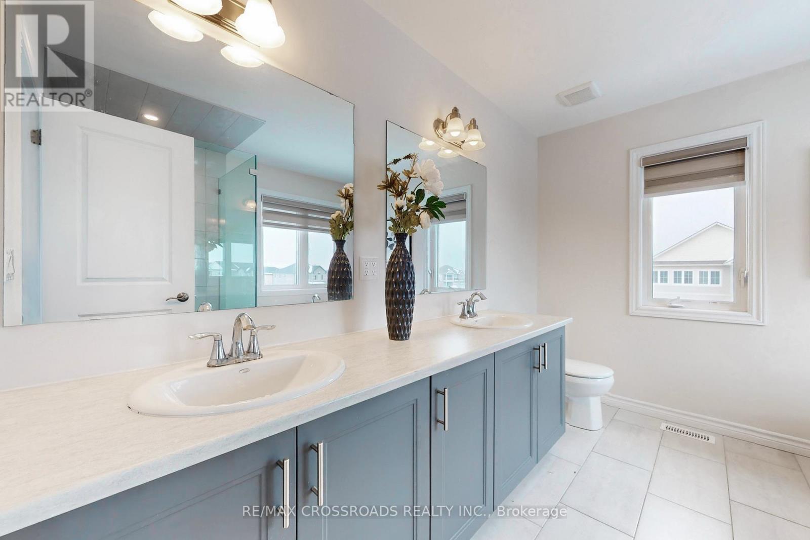 243 O'neil Street, Peterborough (Monaghan Ward 2), Ontario  K9K 0H8 - Photo 25 - X12854008