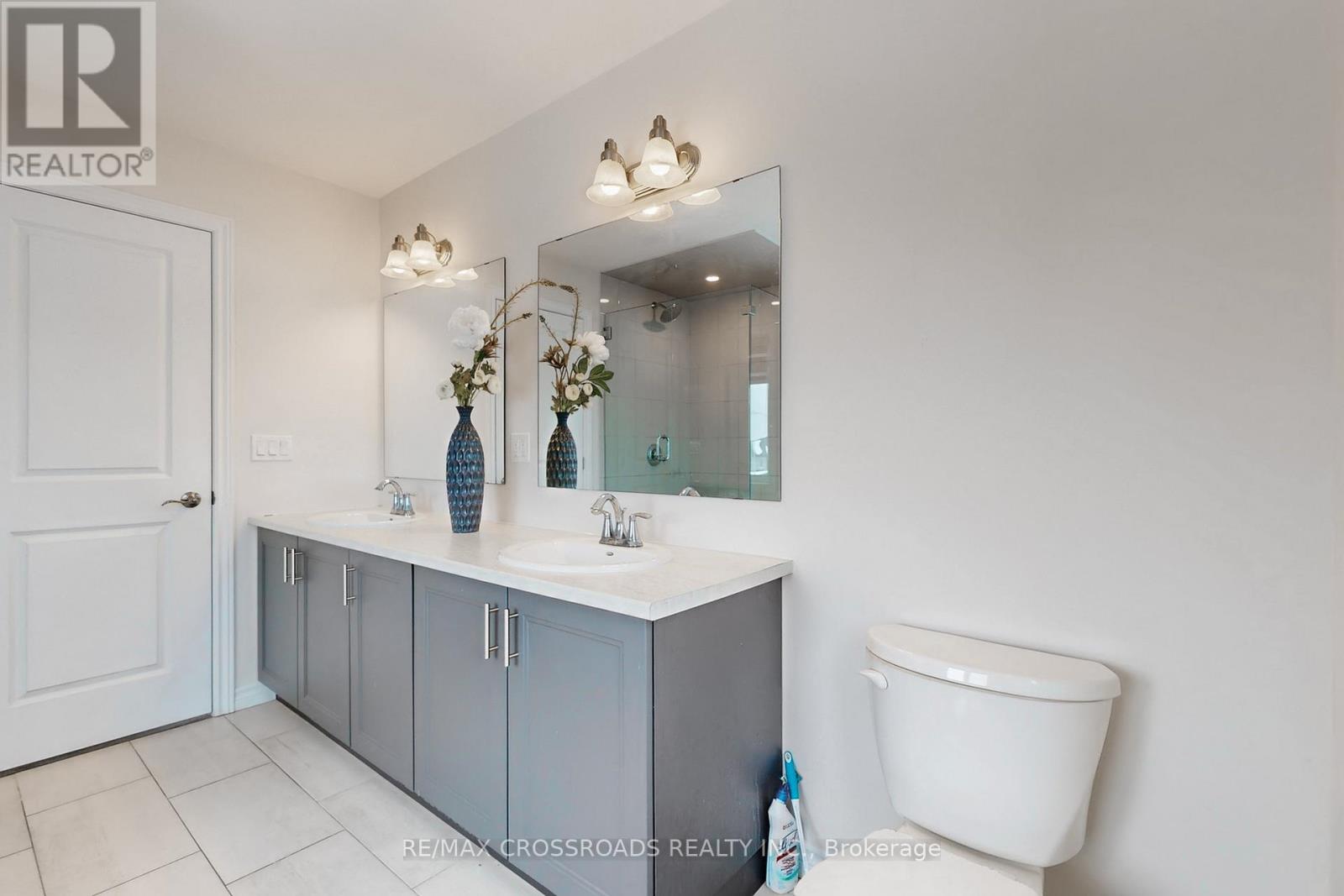 243 O'neil Street, Peterborough (Monaghan Ward 2), Ontario  K9K 0H8 - Photo 28 - X12854008