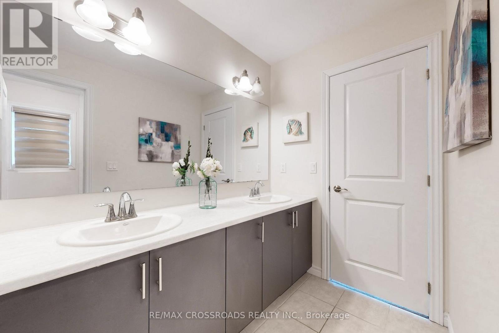 243 O'neil Street, Peterborough (Monaghan Ward 2), Ontario  K9K 0H8 - Photo 38 - X12854008