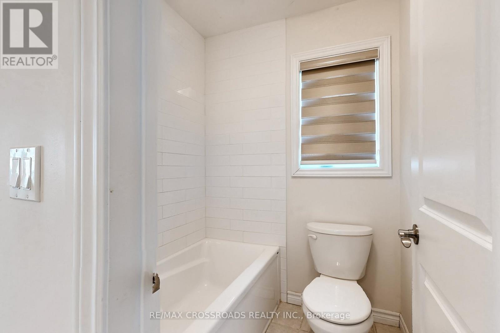 243 O'neil Street, Peterborough (Monaghan Ward 2), Ontario  K9K 0H8 - Photo 40 - X12854008