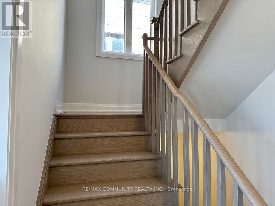 7 O'neill Street, Kawartha Lakes (Lindsay), Ontario  K9V 6K2 - Photo 11 - X12854706