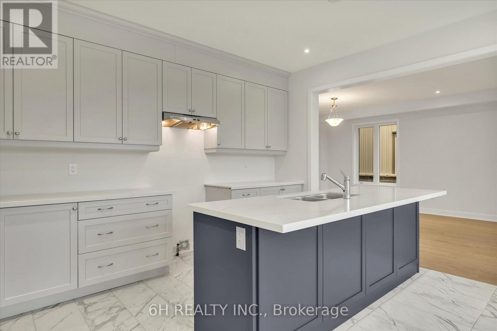 805 Griffin Trail, Peterborough (Monaghan Ward 2), Ontario  K9K 0J1 - Photo 13 - X12814316