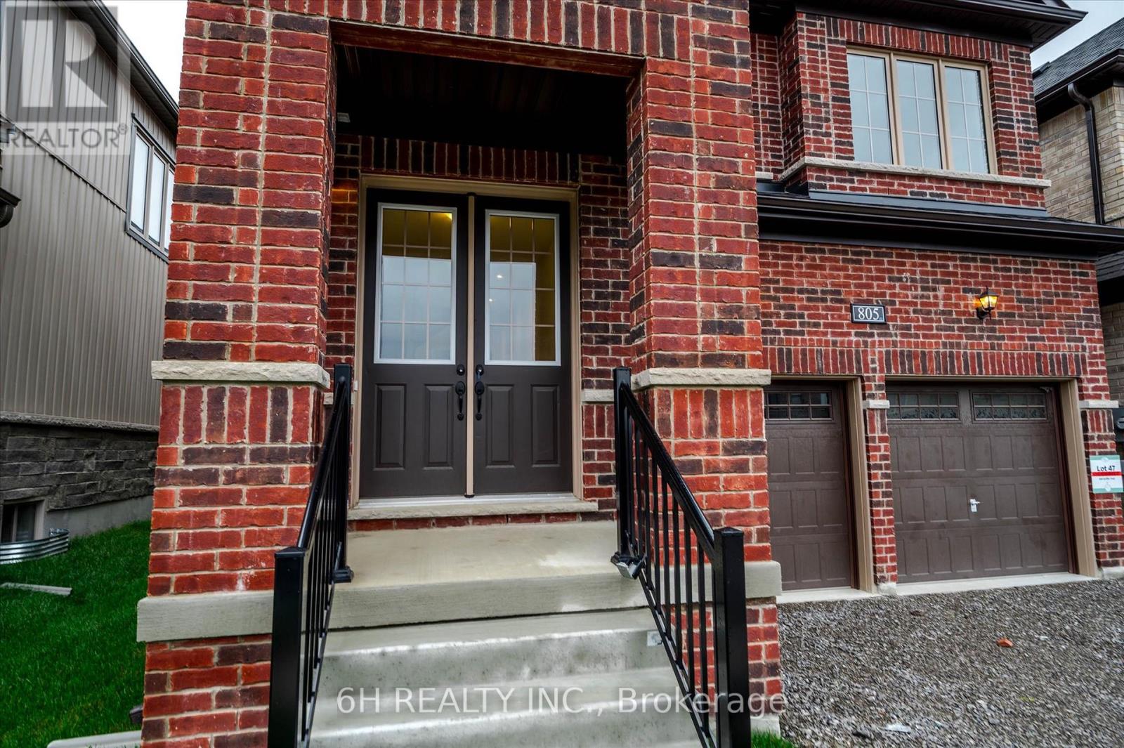 805 Griffin Trail, Peterborough (Monaghan Ward 2), Ontario  K9K 0J1 - Photo 2 - X12814316