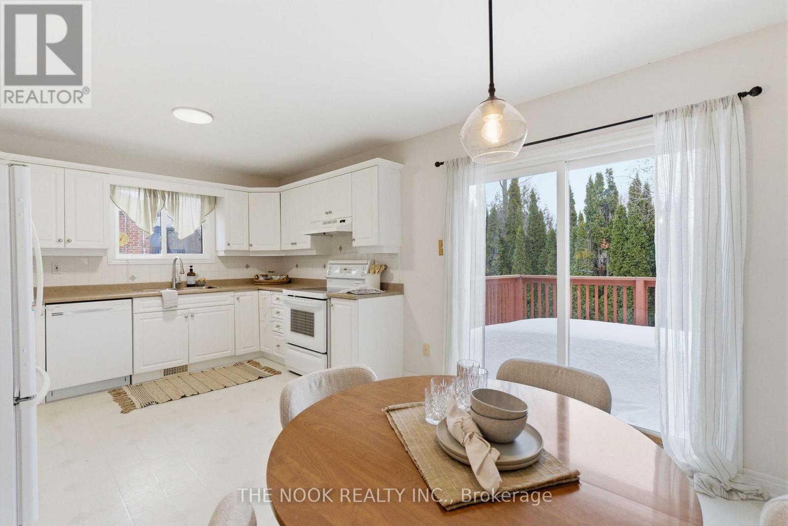 317 Woodward Avenue, Selwyn, Ontario  K9L 1K2 - Photo 19 - X12855714