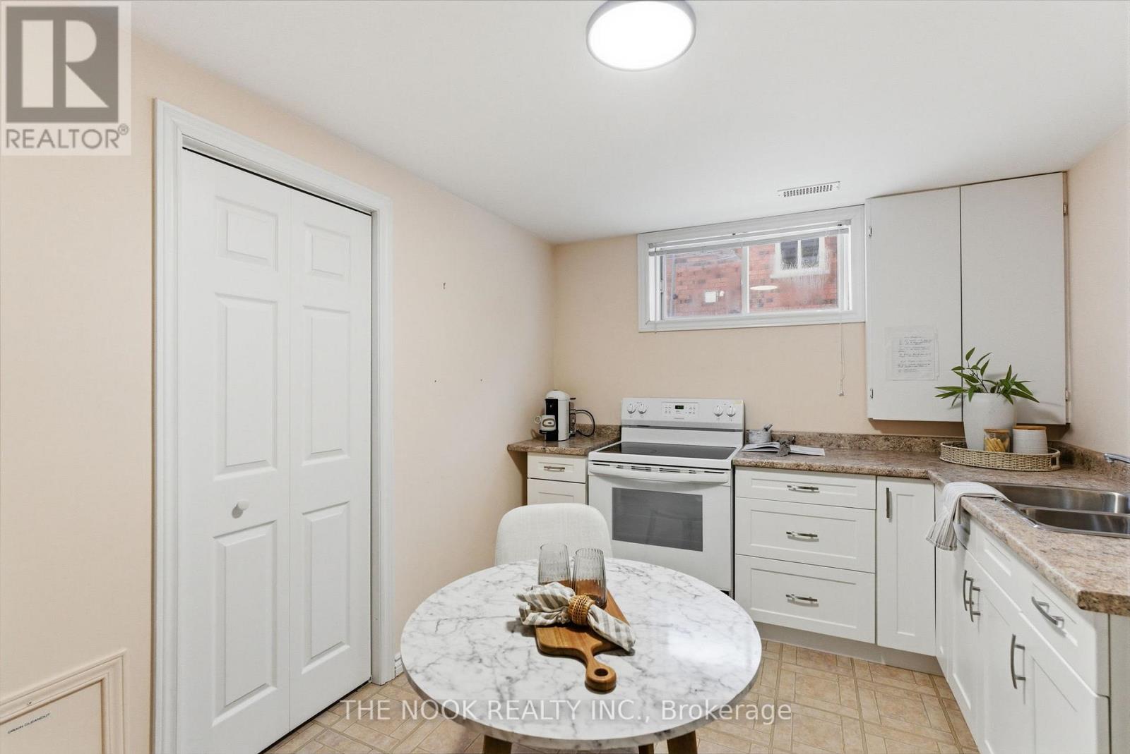 317 Woodward Avenue, Selwyn, Ontario  K9L 1K2 - Photo 38 - X12855714