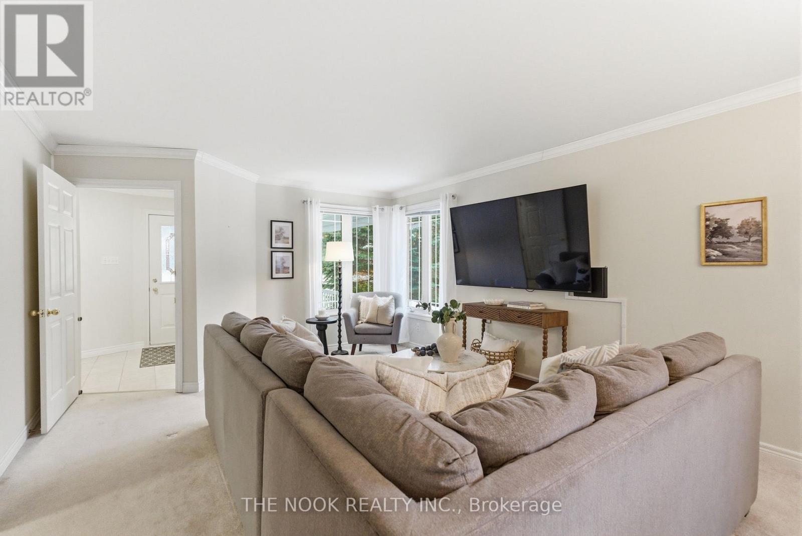 317 Woodward Avenue, Selwyn, Ontario  K9L 1K2 - Photo 6 - X12855714