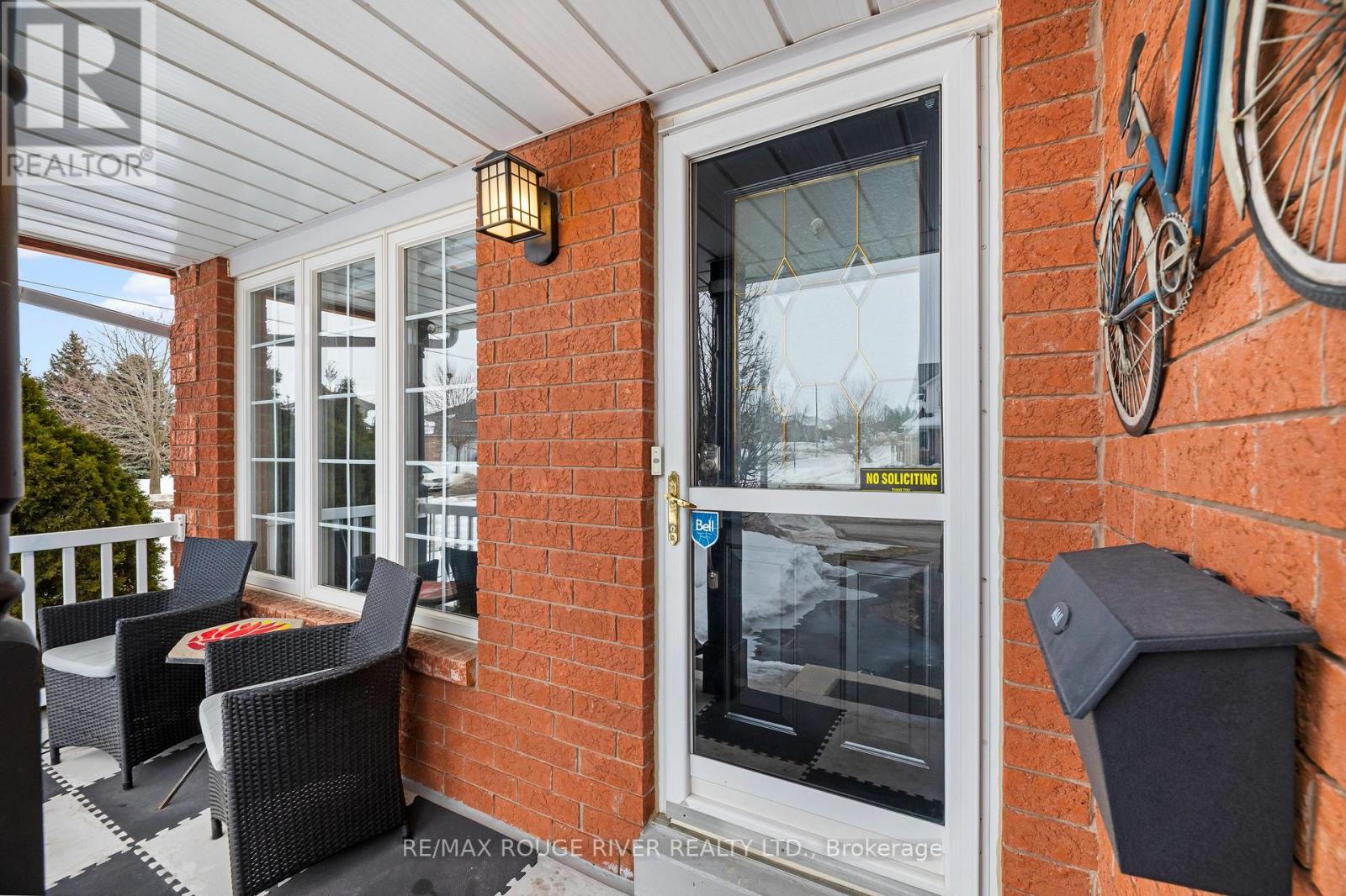 1410 Lillico Crescent, Peterborough (Monaghan Ward 2), Ontario  K9K 2L1 - Photo 5 - X12855738