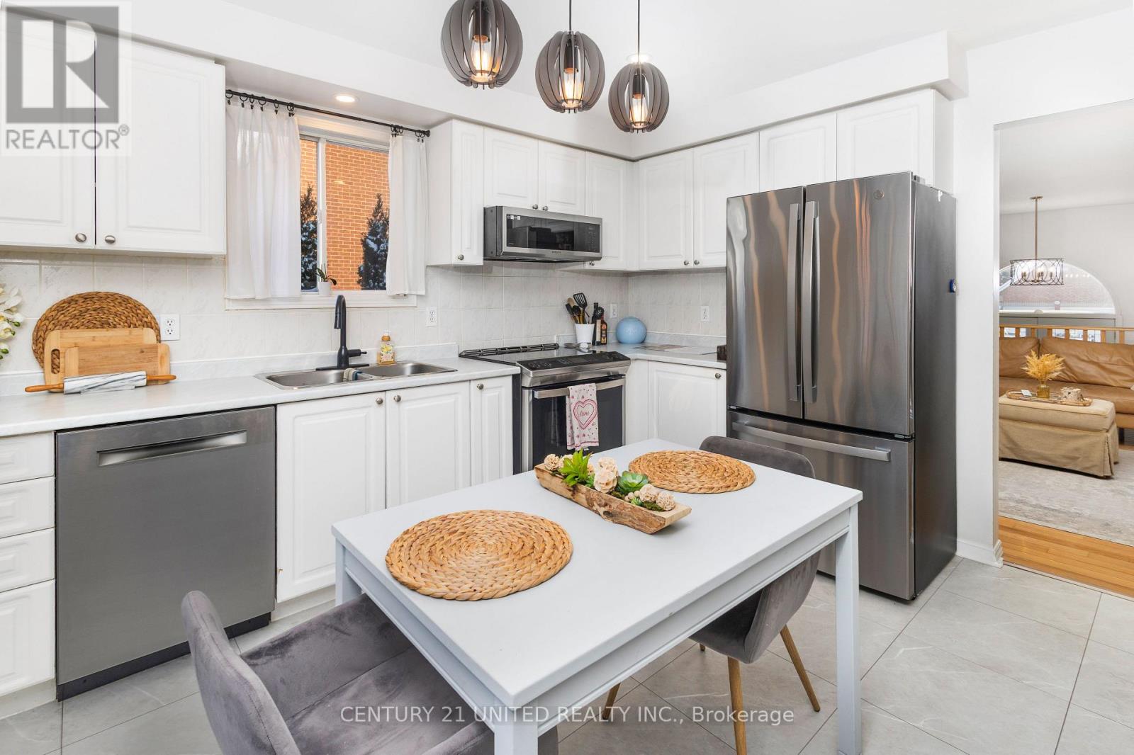 1455 Glenforest Crescent, Peterborough (Monaghan Ward 2), Ontario  K9K 2J2 - Photo 10 - X12856442