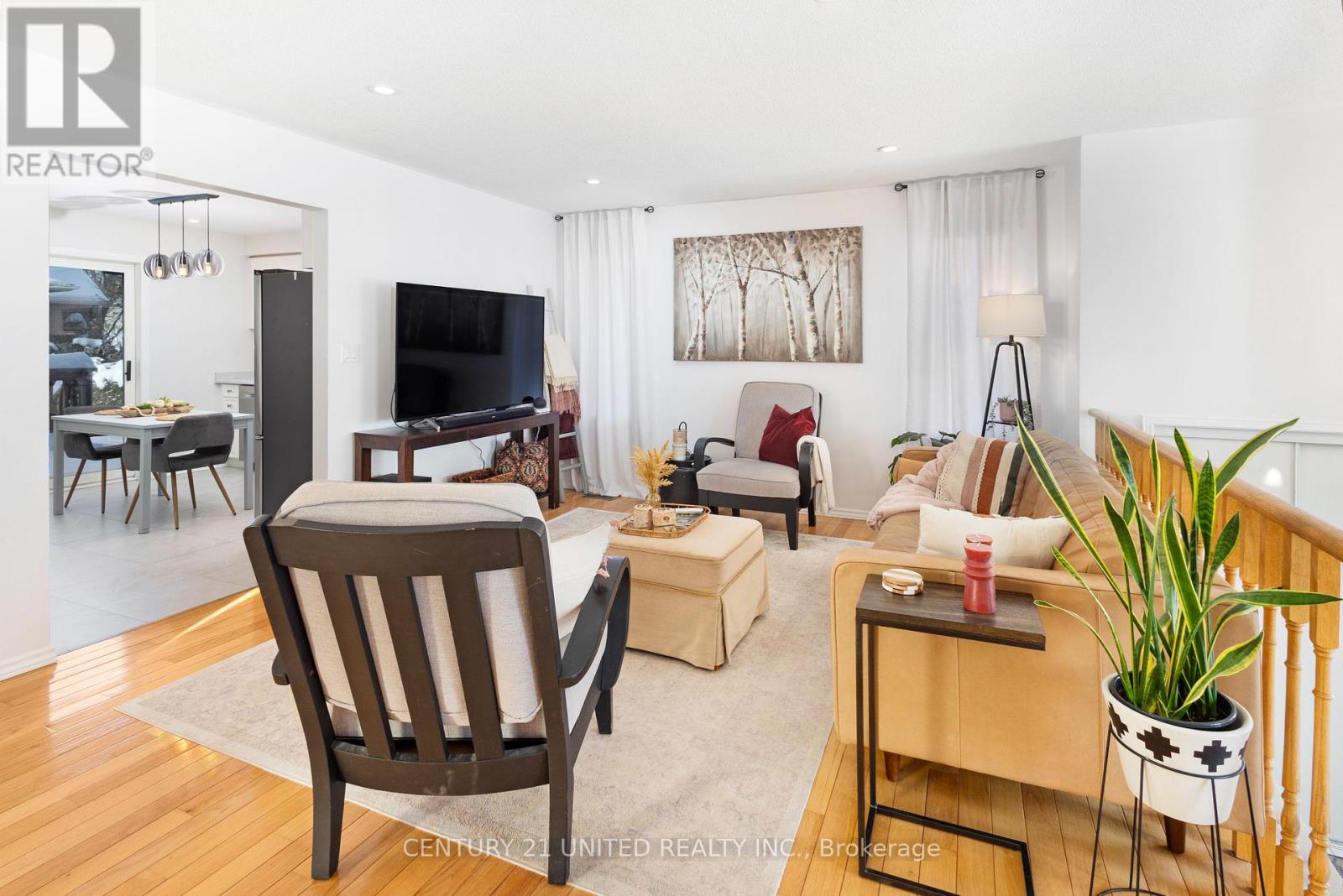 1455 Glenforest Crescent, Peterborough (Monaghan Ward 2), Ontario  K9K 2J2 - Photo 5 - X12856442