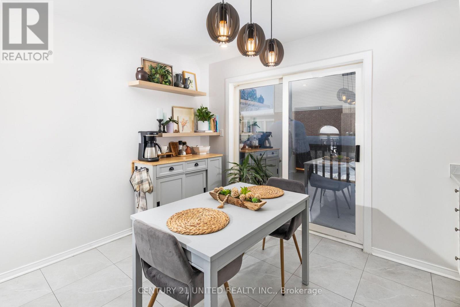 1455 Glenforest Crescent, Peterborough (Monaghan Ward 2), Ontario  K9K 2J2 - Photo 9 - X12856442