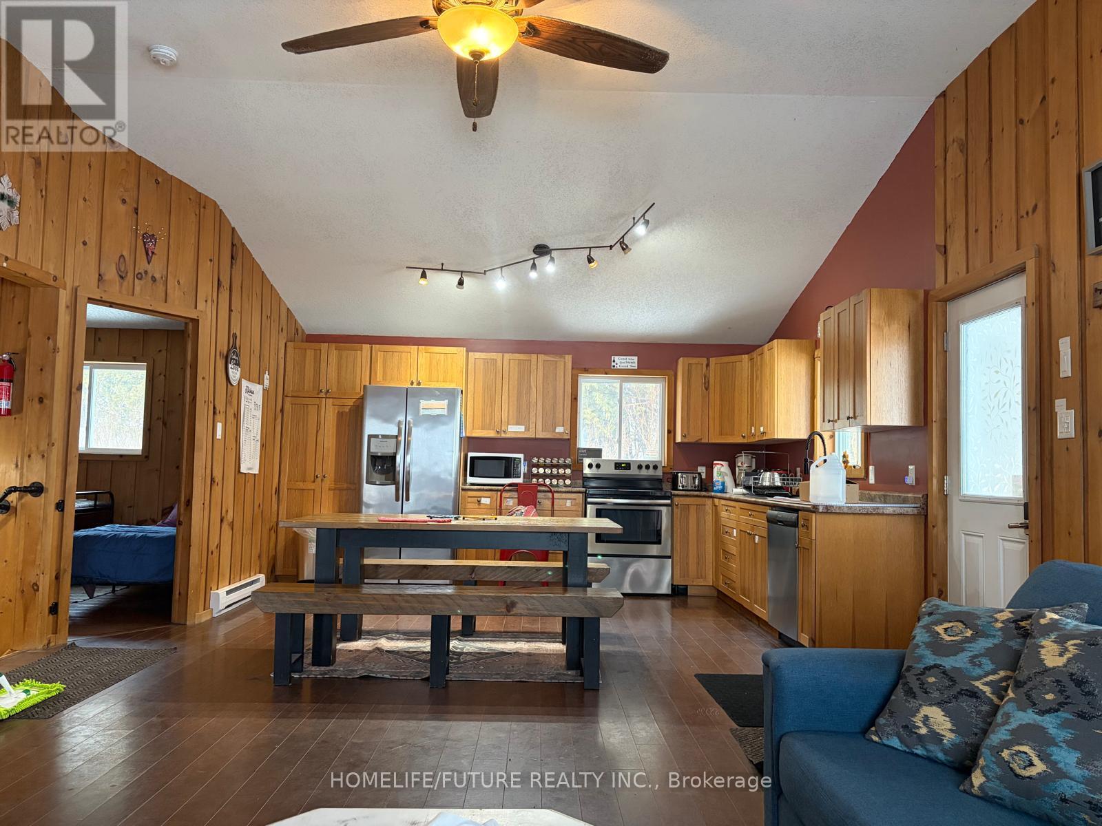 530 Weslemkoon Lake Road, Tudor And Cashel (Tudor Ward), Ontario  K0L 1W0 - Photo 15 - X12857890