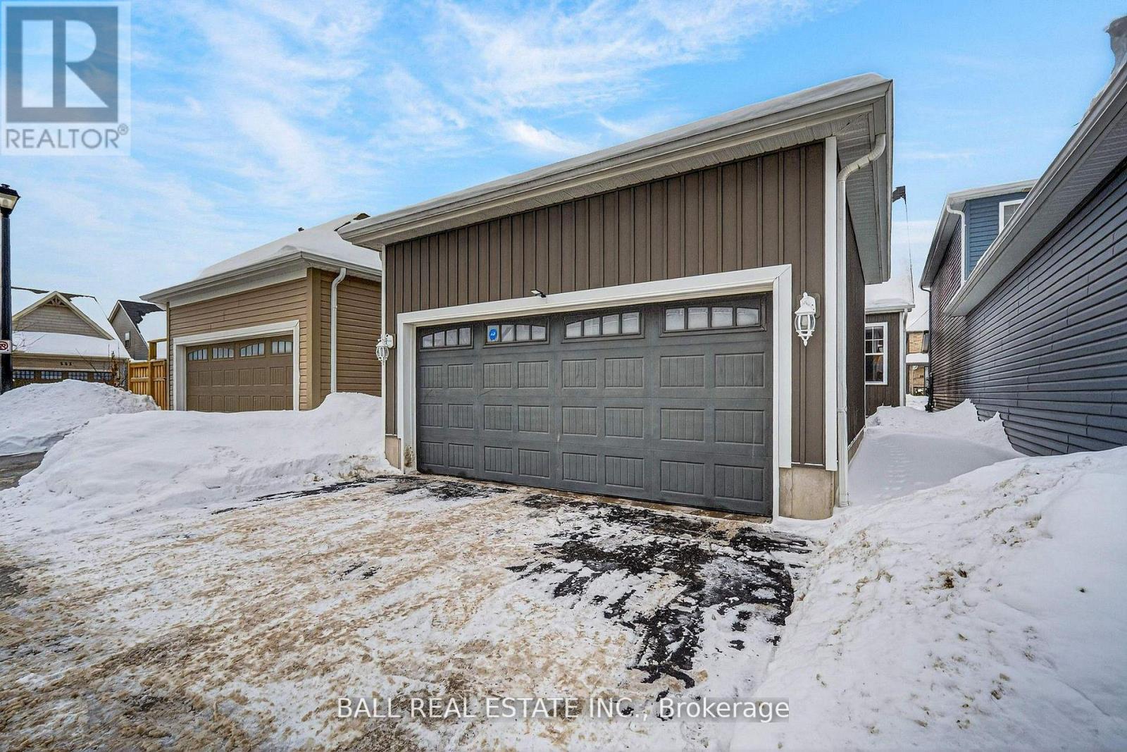 74 Flitton Avenue, Peterborough (Northcrest Ward 5), Ontario  K9H 0G5 - Photo 4 - X12858062