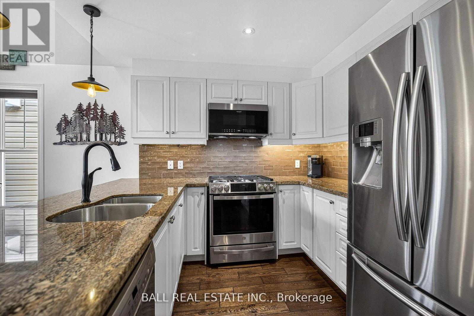 74 Flitton Avenue, Peterborough (Northcrest Ward 5), Ontario  K9H 0G5 - Photo 8 - X12858062