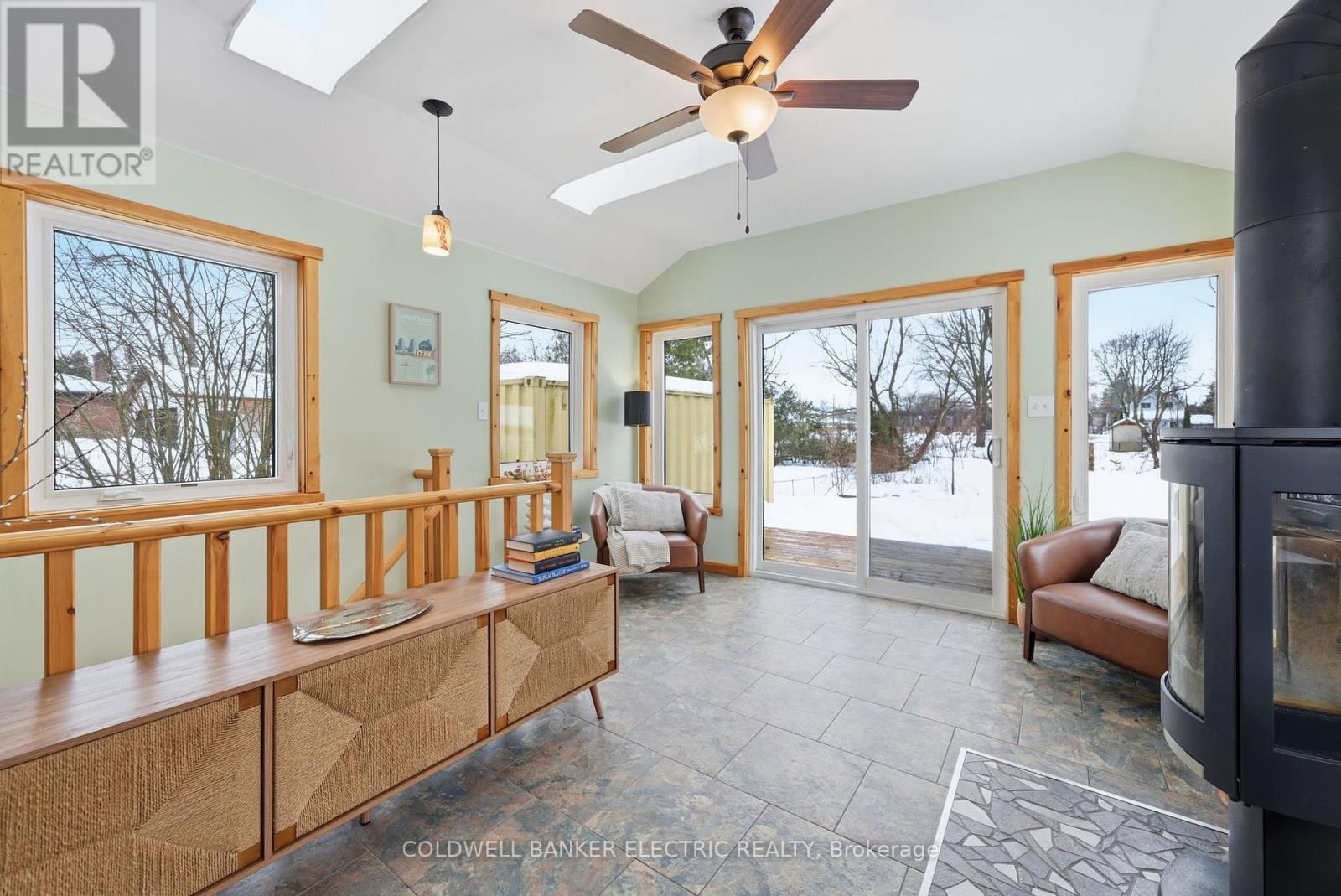 607 Armour Road, Peterborough (Ashburnham Ward 4), Ontario  K9H 1Z3 - Photo 23 - X12858738