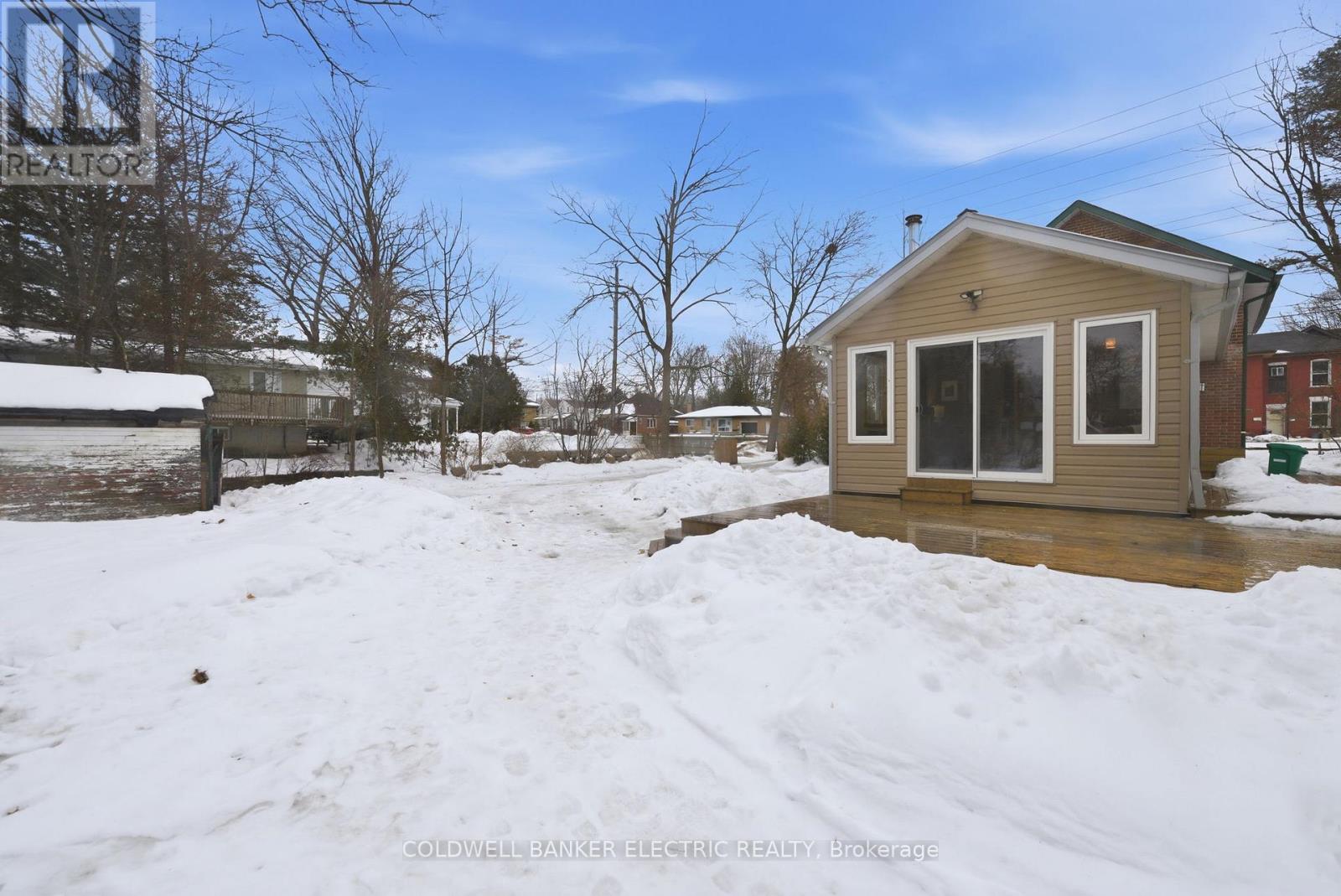 607 Armour Road, Peterborough (Ashburnham Ward 4), Ontario  K9H 1Z3 - Photo 27 - X12858738