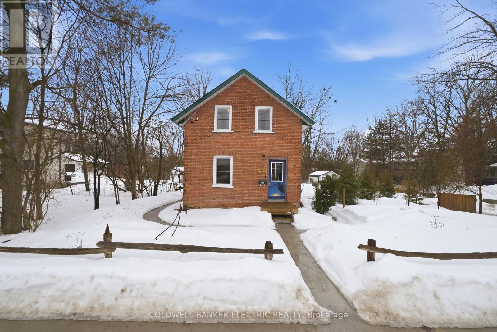 607 Armour Road, Peterborough (Ashburnham Ward 4), Ontario  K9H 1Z3 - Photo 3 - X12858738