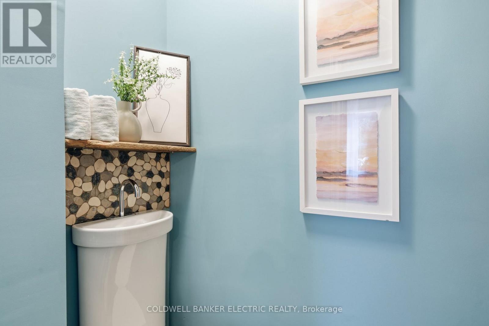 607 Armour Road, Peterborough (Ashburnham Ward 4), Ontario  K9H 1Z3 - Photo 8 - X12858738