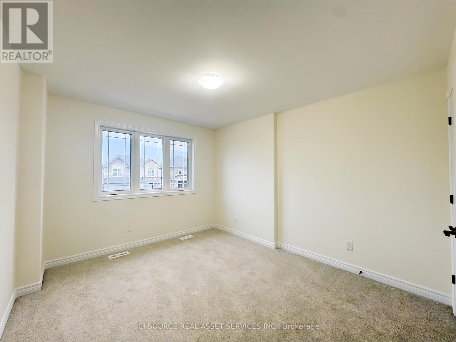 226 O'neil Street, Peterborough (Monaghan Ward 2), Ontario  K9K 0H1 - Photo 10 - X12860034