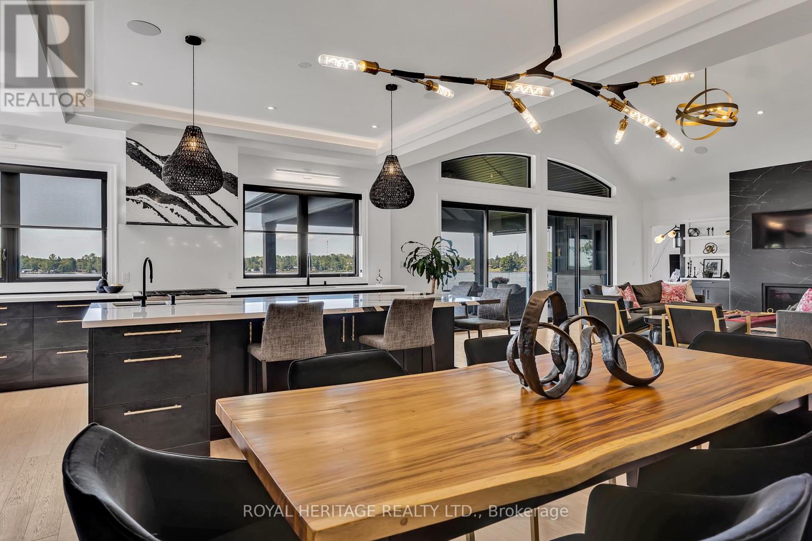 74 Fire Route 70 Route, Trent Lakes, Ontario  K0L 1J0 - Photo 11 - X12860070