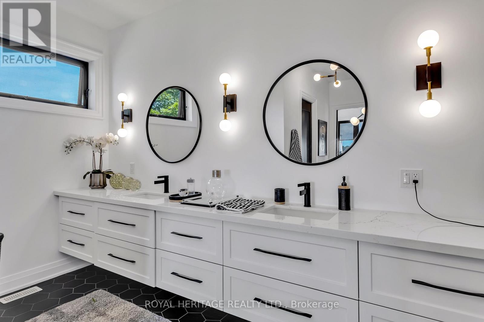 74 Fire Route 70 Route, Trent Lakes, Ontario  K0L 1J0 - Photo 24 - X12860070