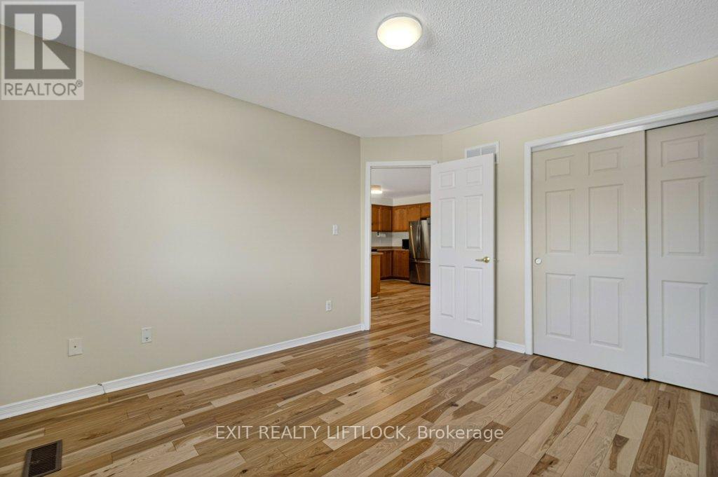 1418 Hancox Court, Peterborough (Monaghan Ward 2), Ontario  K9K 2M2 - Photo 15 - X12860484