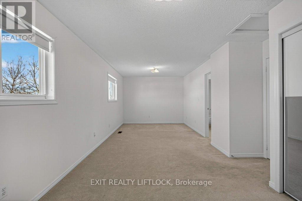 1418 Hancox Court, Peterborough (Monaghan Ward 2), Ontario  K9K 2M2 - Photo 17 - X12860484