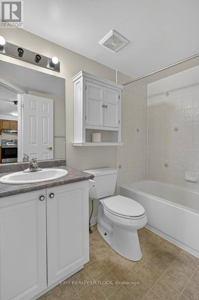 1418 Hancox Court, Peterborough (Monaghan Ward 2), Ontario  K9K 2M2 - Photo 7 - X12860484