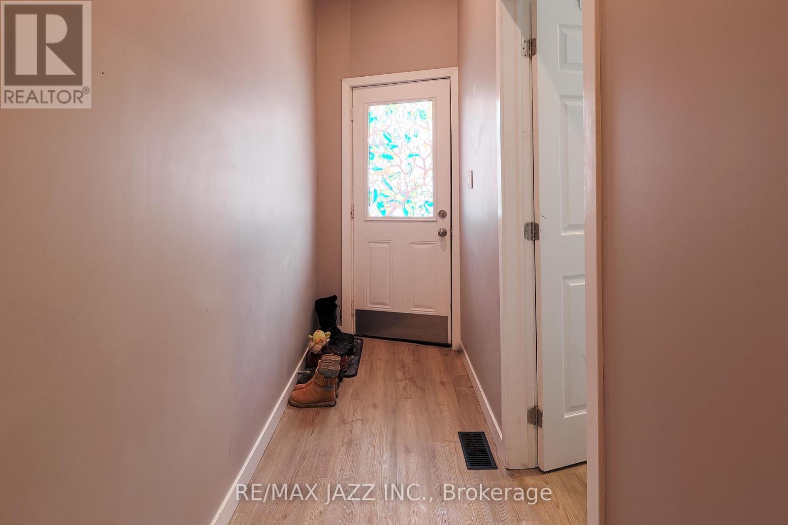 515 Park Street N, Peterborough (Town Ward 3), Ontario  K9H 4R5 - Photo 14 - X12860800