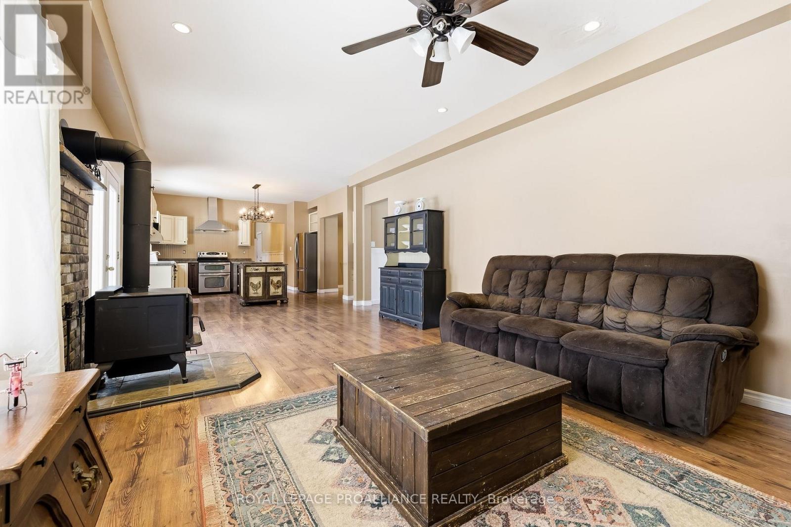 3937 Larose Crescent, Port Hope (Garden Hill), Ontario  L0A 1B0 - Photo 14 - X12861934