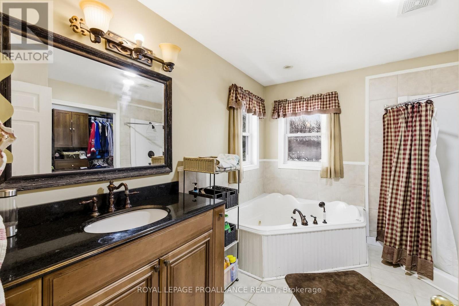 3937 Larose Crescent, Port Hope (Garden Hill), Ontario  L0A 1B0 - Photo 35 - X12861934