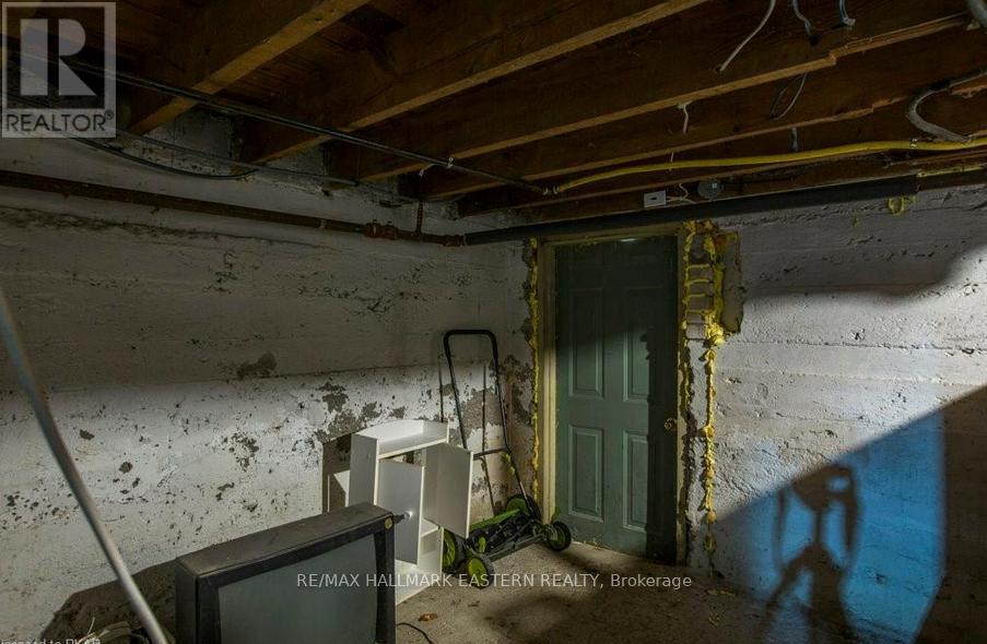 Main Floor - 279 William Street, Peterborough (Town Ward 3), Ontario  K9J 5E5 - Photo 15 - X12862350