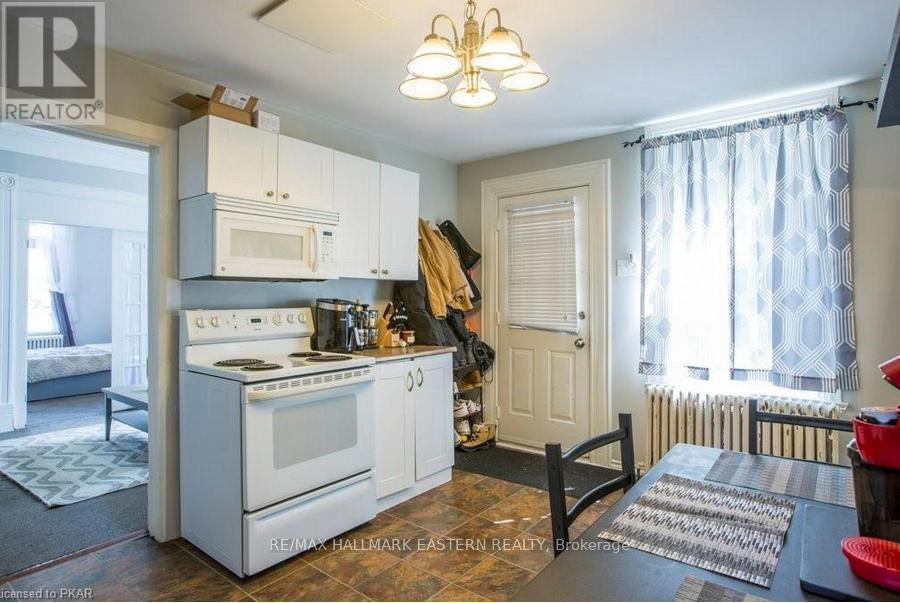 Main Floor - 279 William Street, Peterborough (Town Ward 3), Ontario  K9J 5E5 - Photo 6 - X12862350