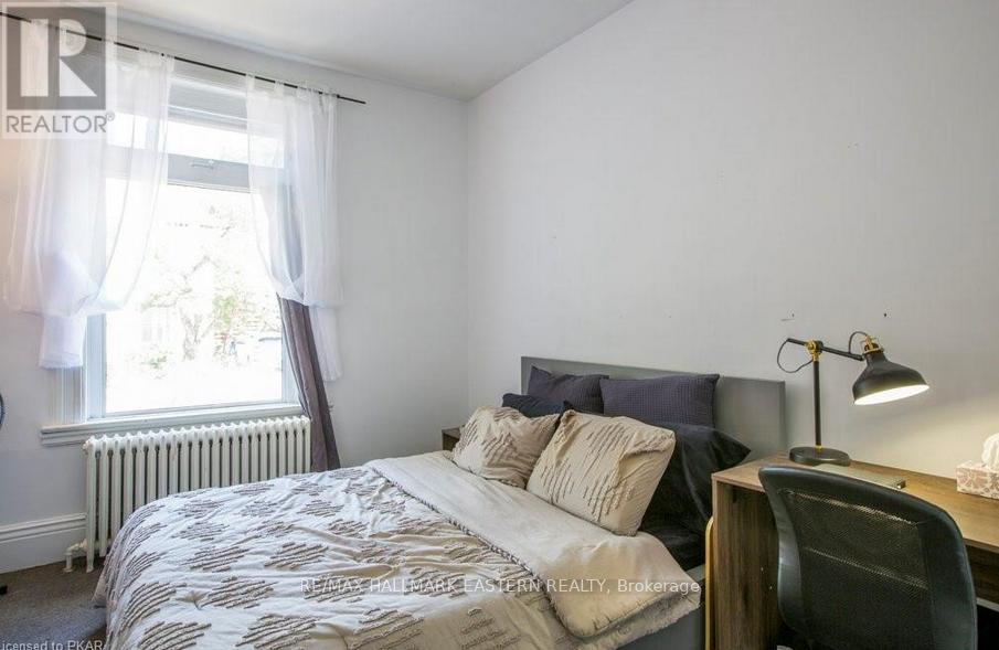 Main Floor - 279 William Street, Peterborough (Town Ward 3), Ontario  K9J 5E5 - Photo 9 - X12862350