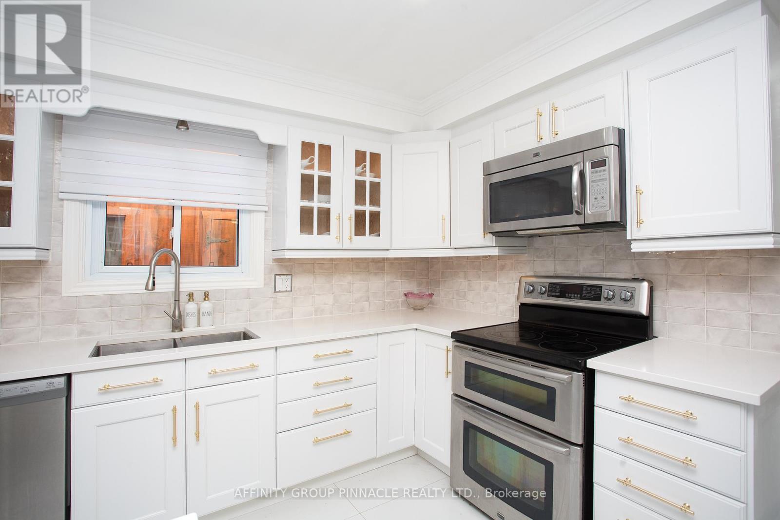 37 Parkway Avenue, Kawartha Lakes (Lindsay), Ontario  K9V 5J7 - Photo 19 - X12862492