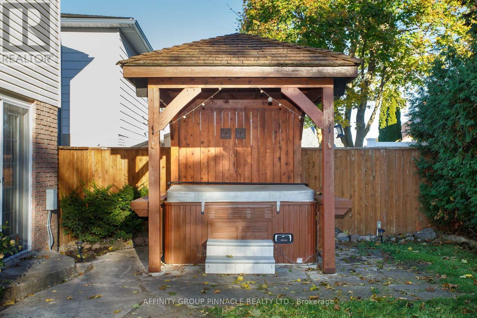 37 Parkway Avenue, Kawartha Lakes (Lindsay), Ontario  K9V 5J7 - Photo 41 - X12862492