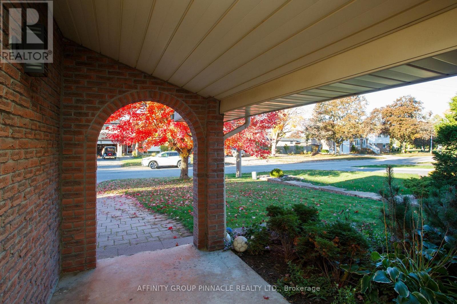 37 Parkway Avenue, Kawartha Lakes (Lindsay), Ontario  K9V 5J7 - Photo 44 - X12862492